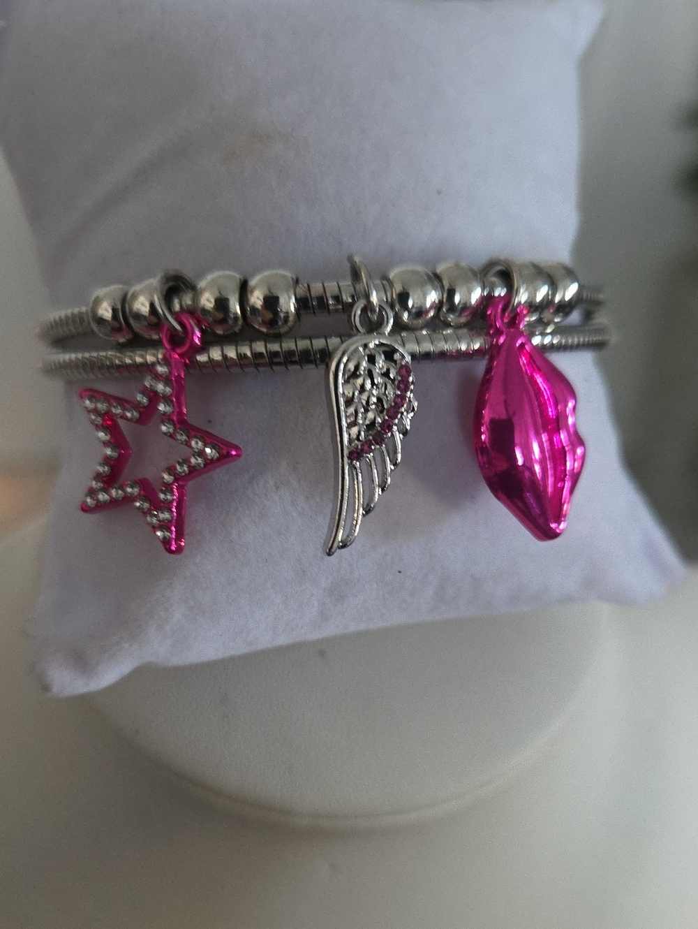 Paparazzi Popstar Priviledge Pink Bracelet NWT